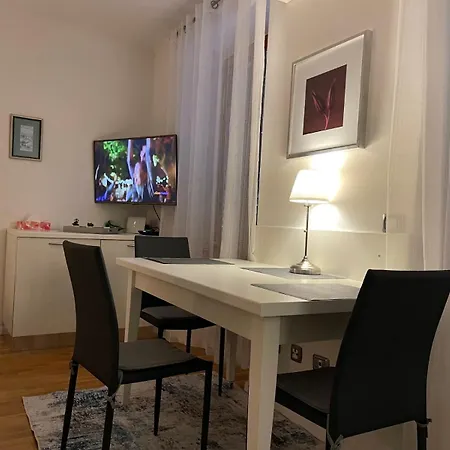 Augustina Appartement *